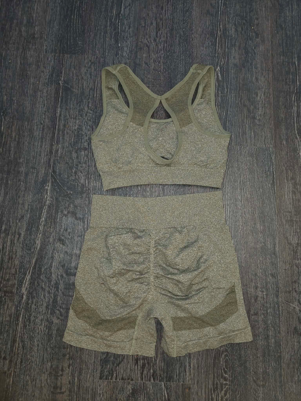 Never Stop 2 Piece Women's Yoga Set